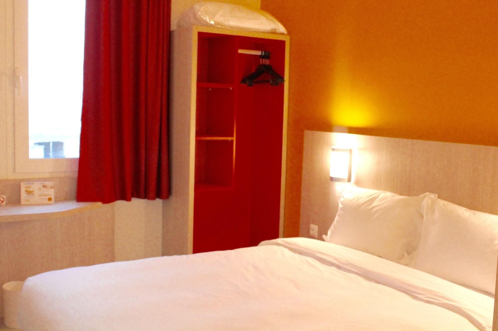 Premiere Classe Centre Hotel 2*